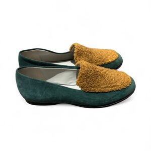 LOGO Lori Goldstein Green Faux Shearling Loafers | Size 7